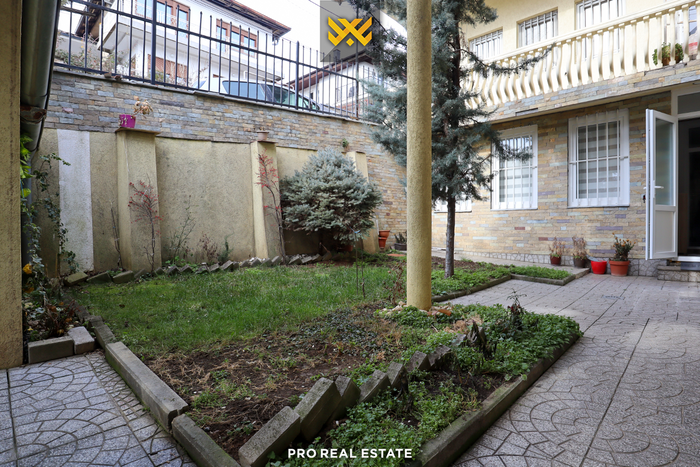 Andar de casa 70m² para alugar em dragodan