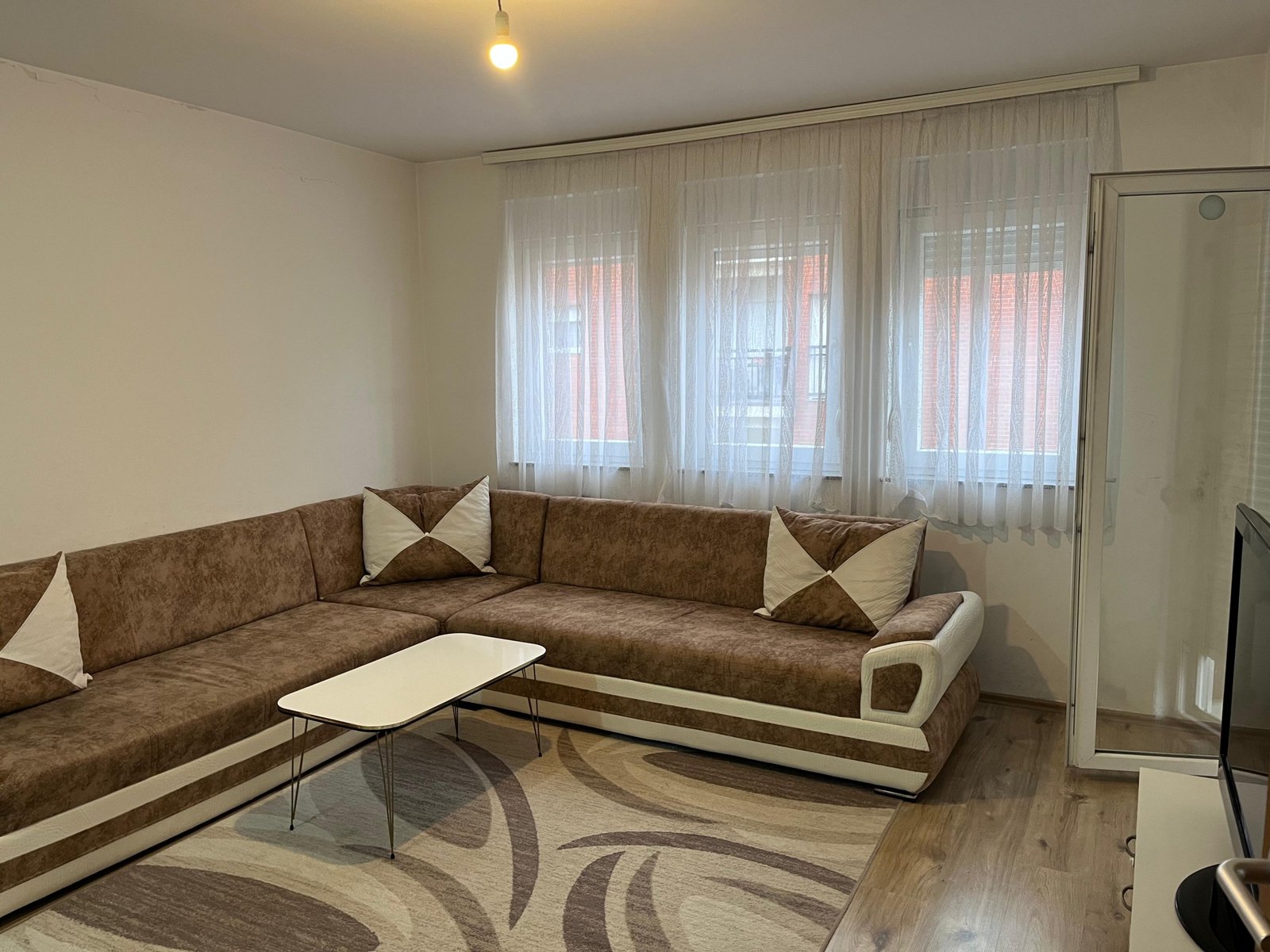 Apartamento para alugar – Rr. Muharrem fejza, Mati 1