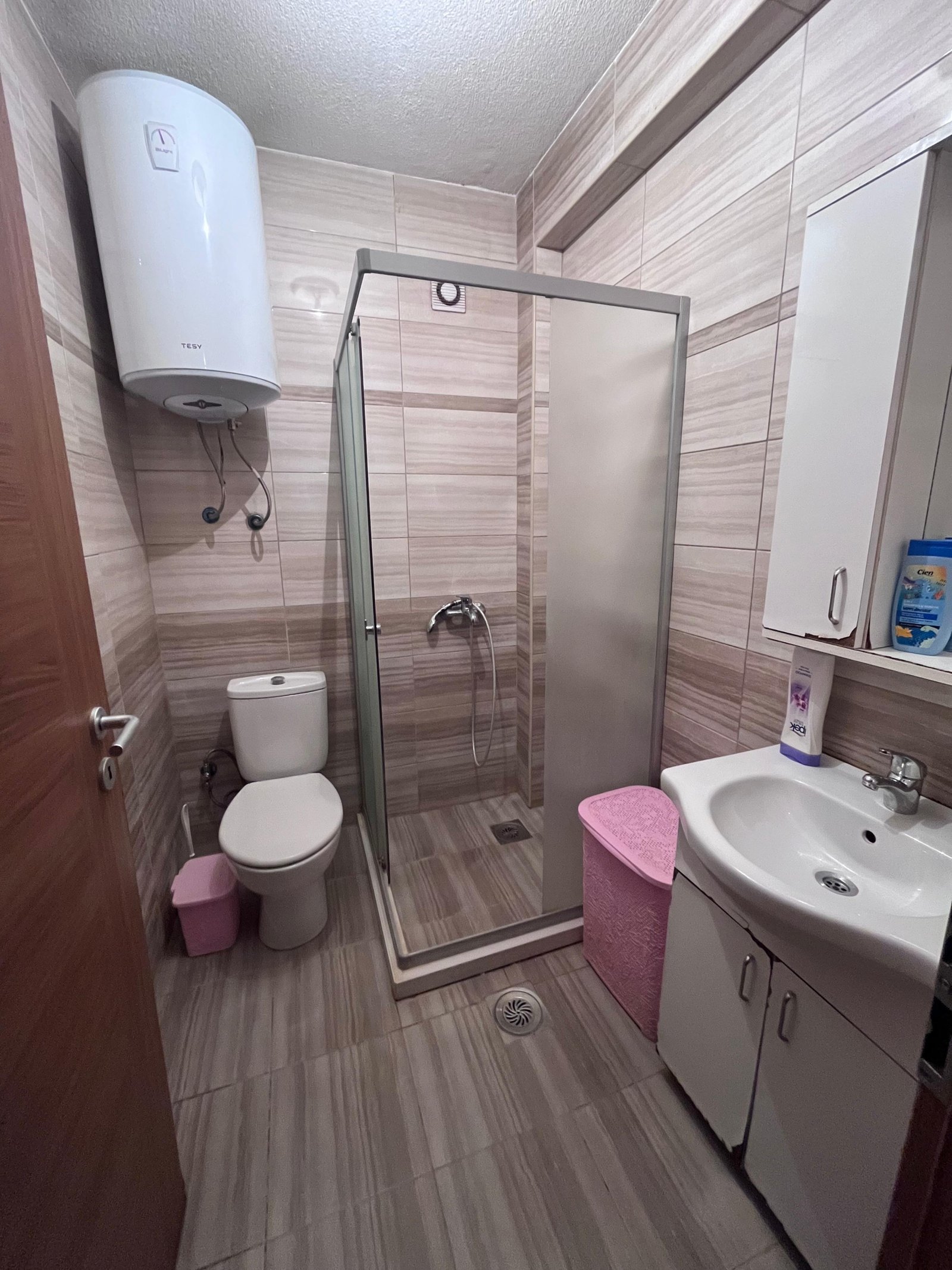 Apartamento para alugar – Rr. Muharrem fejza, Mati 1