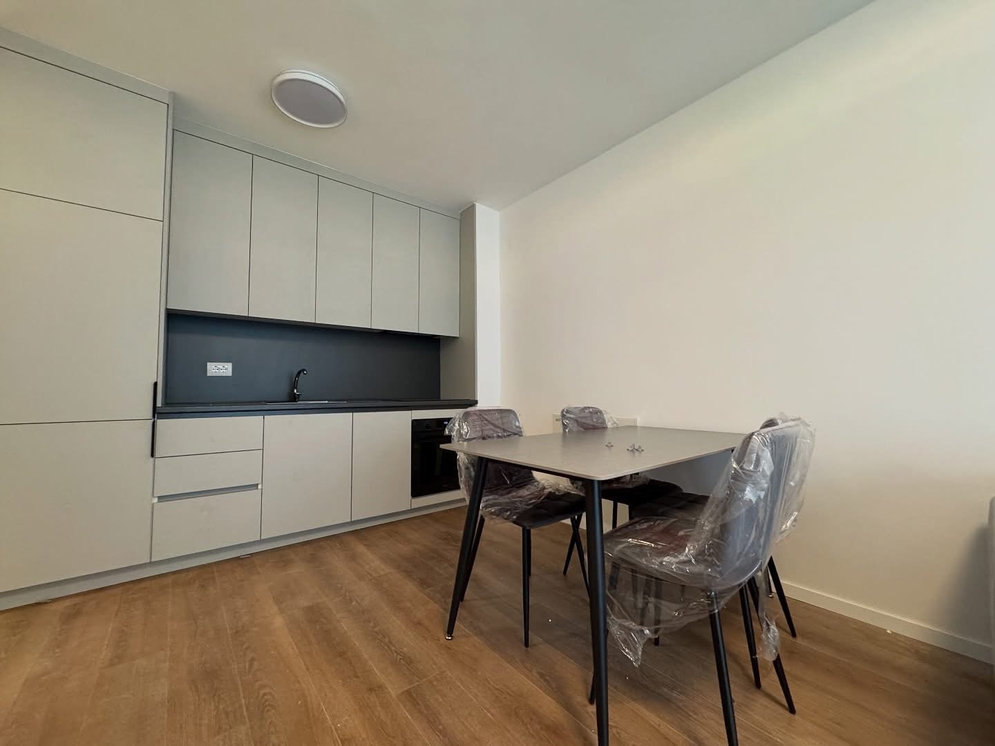 Apartamento para alugar no bairro Mati 1 / Prishtinë (2)