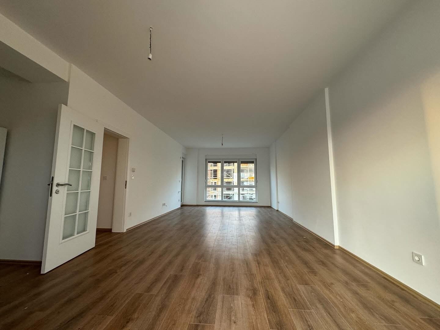 Ático para alugar na zona Prishtina e Re