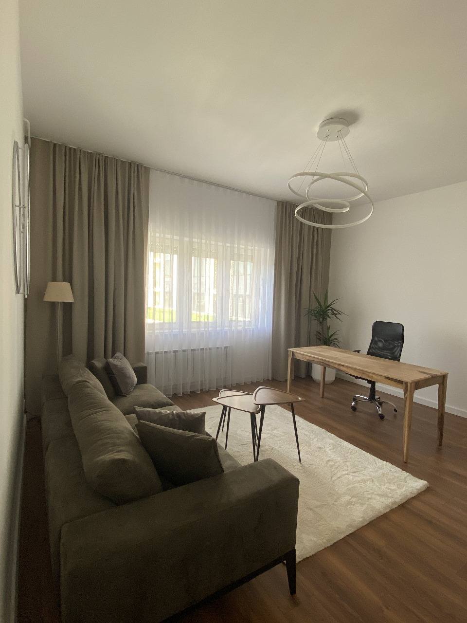 Wohnung (büro) zur miete im stadtzentrum (2)