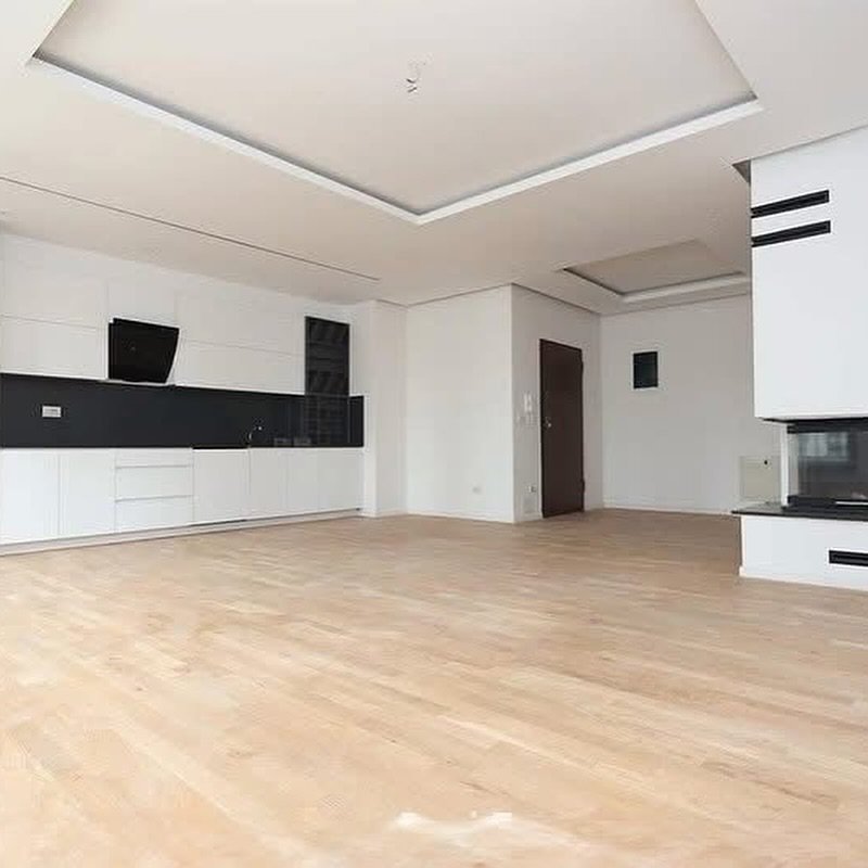 Apartamento/oficina en alquiler 116m² – Lakrishtë (icon tower)