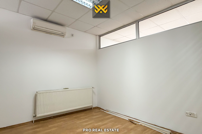 Propiedad de oficina 600m² en alquiler en Pejton (8)