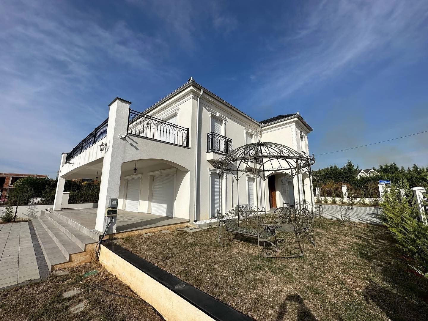 Casas de luxo para alugar em Veternik, Prishtinë.
