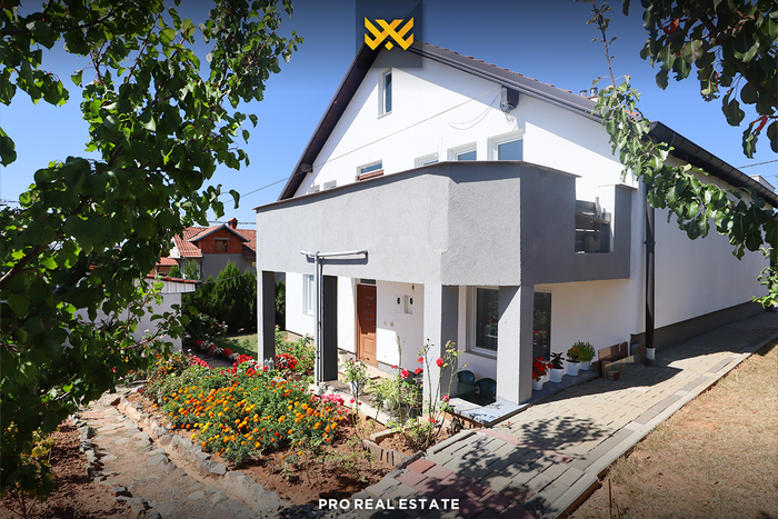 Casa de 210m² à venda na kodra e trimave.