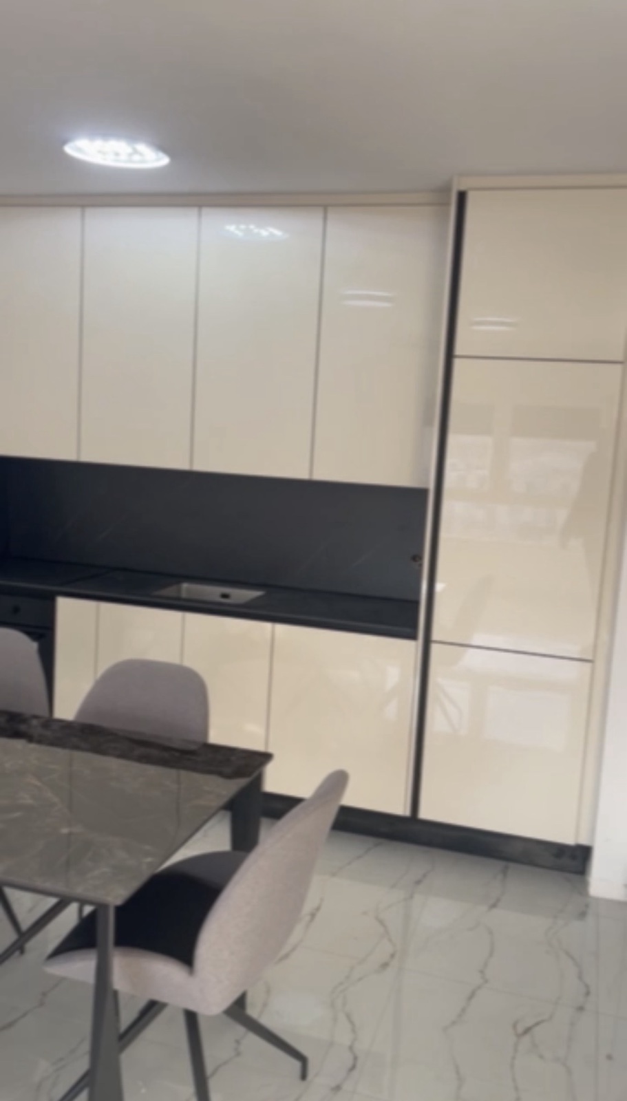 Apartamento para alugar 1+1 na rua c