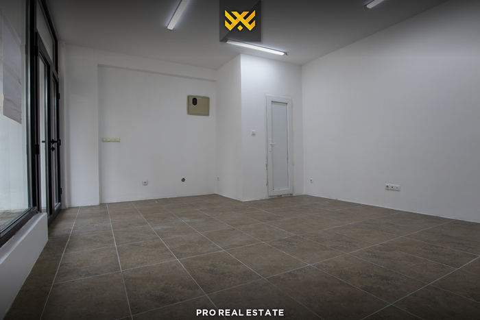Lokal 28m² për #shitje në dragodan.