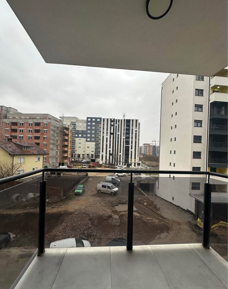 Banesë me qira 2+1 në matin 1