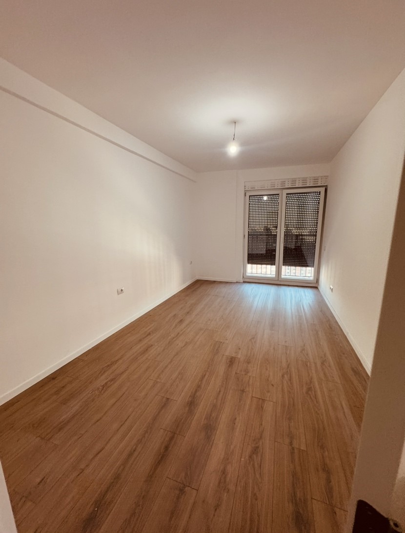 Appartement à vendre dans le quartier Prishtina e Re