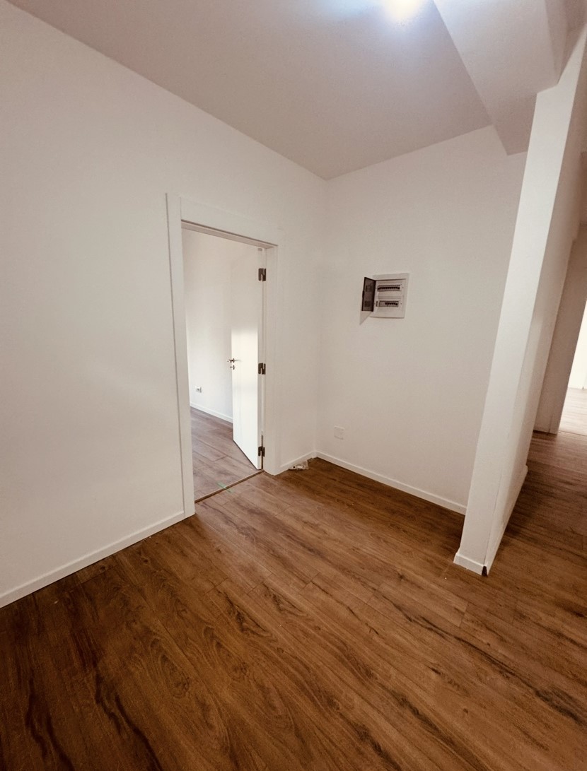 Appartement à vendre dans le quartier Prishtina e Re