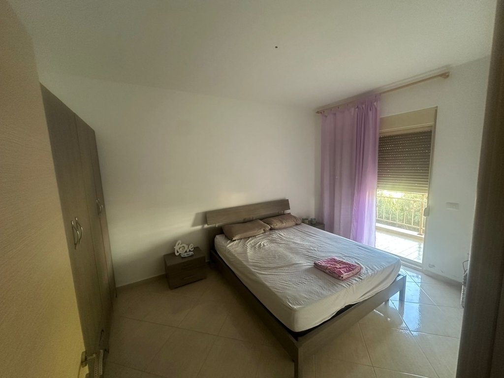 2+1+2 room apartment for sale, near the lungomare!