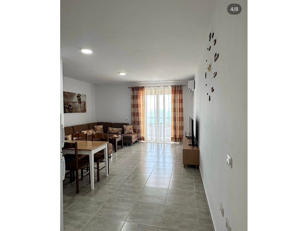 2+1+2 room apartment for sale, near the lungomare!