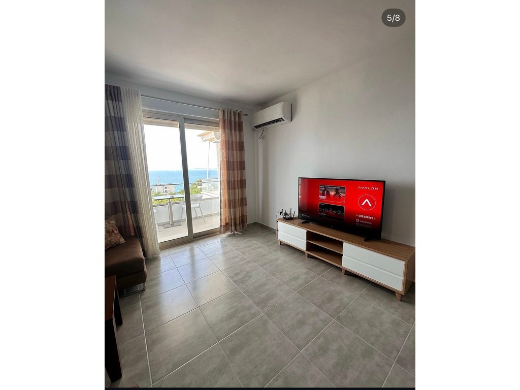2+1+2 room apartment for sale, near the lungomare!