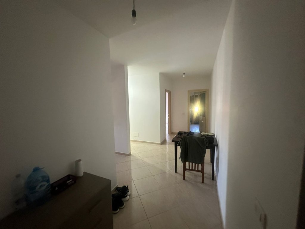 2+1+2 room apartment for sale, near the lungomare!