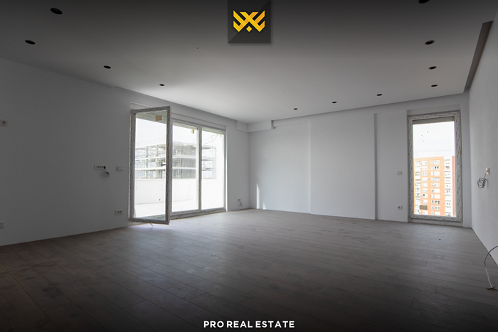 Appartement penthouse 300m² +40m² en #location à muhaxherëve
