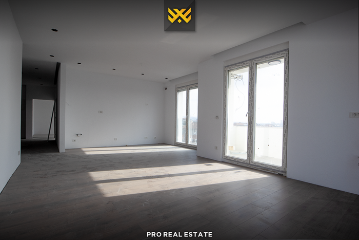 Appartement penthouse 300m² +40m² en #location à muhaxherëve
