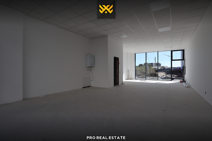 Gewerbe / büro 81,74m² zu mieten in Veternik