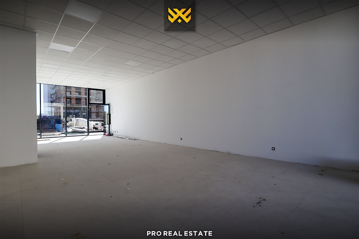 Gewerbe / büro 81,74m² zu mieten in Veternik (2)