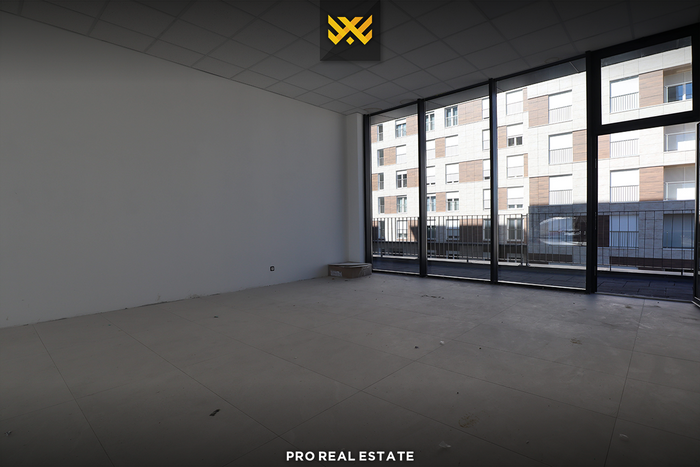 Gewerbe / büro 81,74m² zu mieten in Veternik (3)