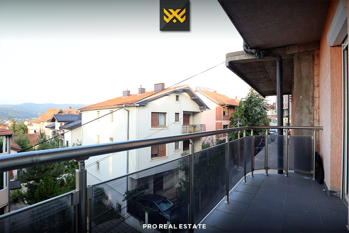 Casa – Locale 865m² in affitto a velani. (6)