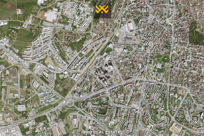 Casa / imóvel 180m² para alugar em Lakrishtë.