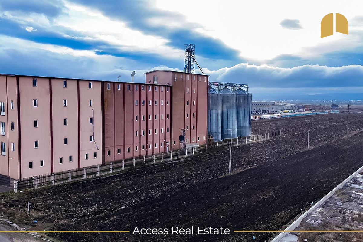 Terreno en venta con títulos de propiedad – 100 ari – Autopista Prishtinë-Lipjan / cerca de Prishtina mall