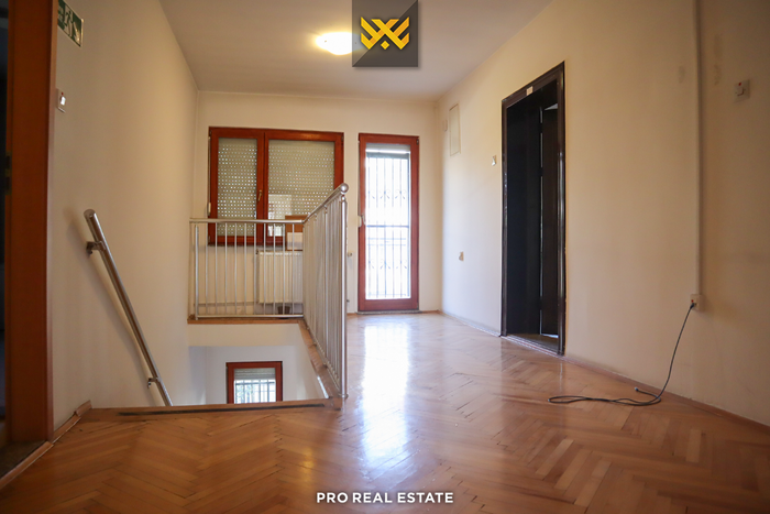 Object / office 360m² for rent in dragodan