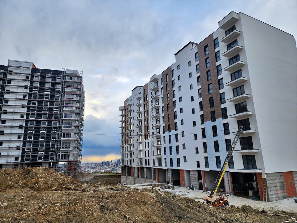 Banesë në shitje në lagjen Prishtina e Re