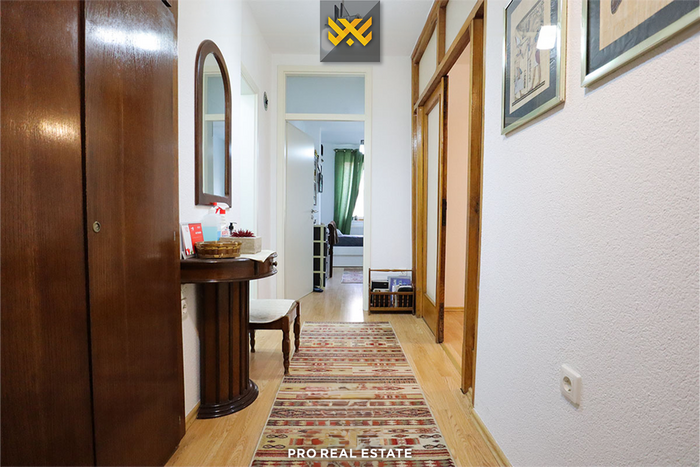 Apartment / office 88 square meters for #rent in the center.