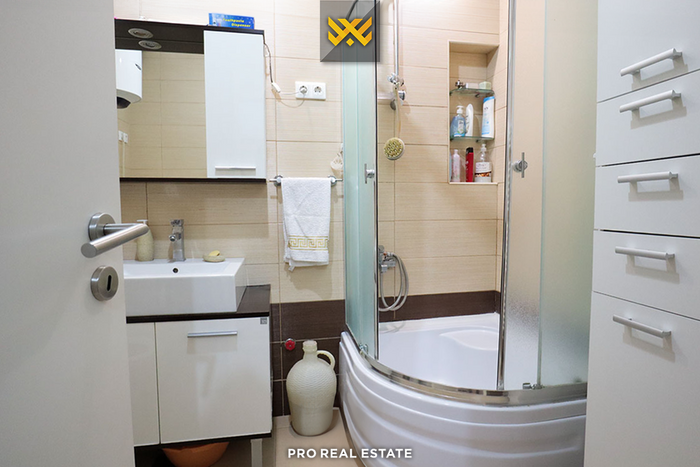 Apartment / office 88 square meters for #rent in the center.