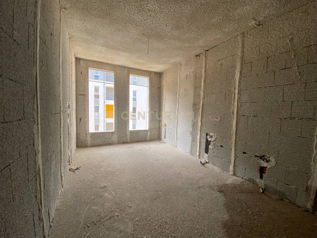 Apartament 1+1 në shitje, univers city