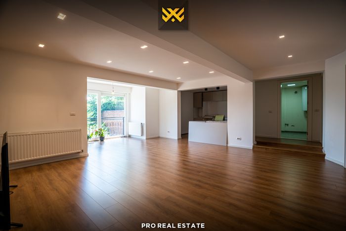 House 800m² for sale in taslixhe. (7)
