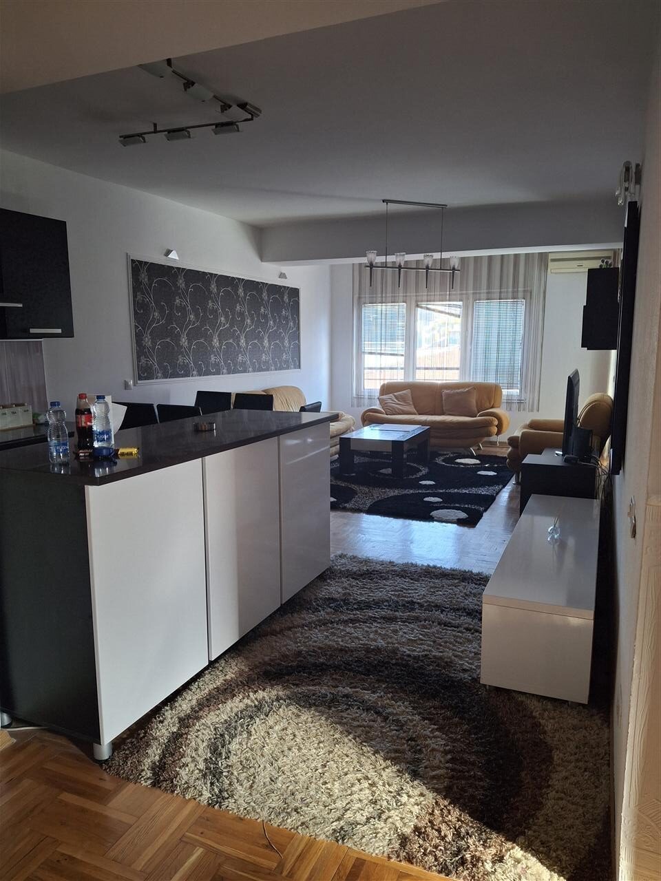 2+1 wohnung zur miete in Pejton