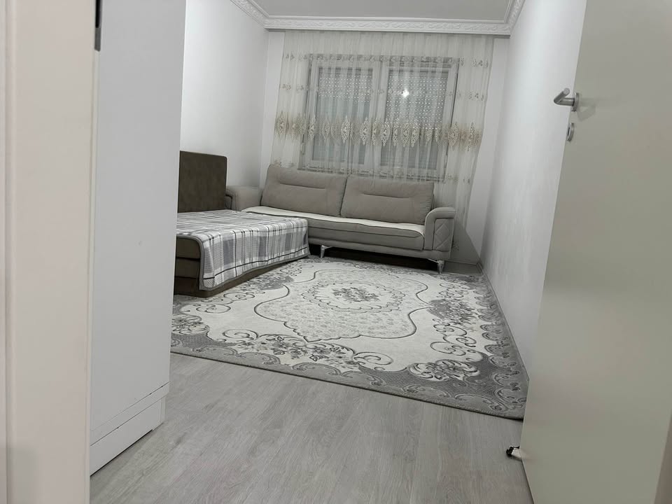 Banesë me qira 2+1 në rrugën b (4)