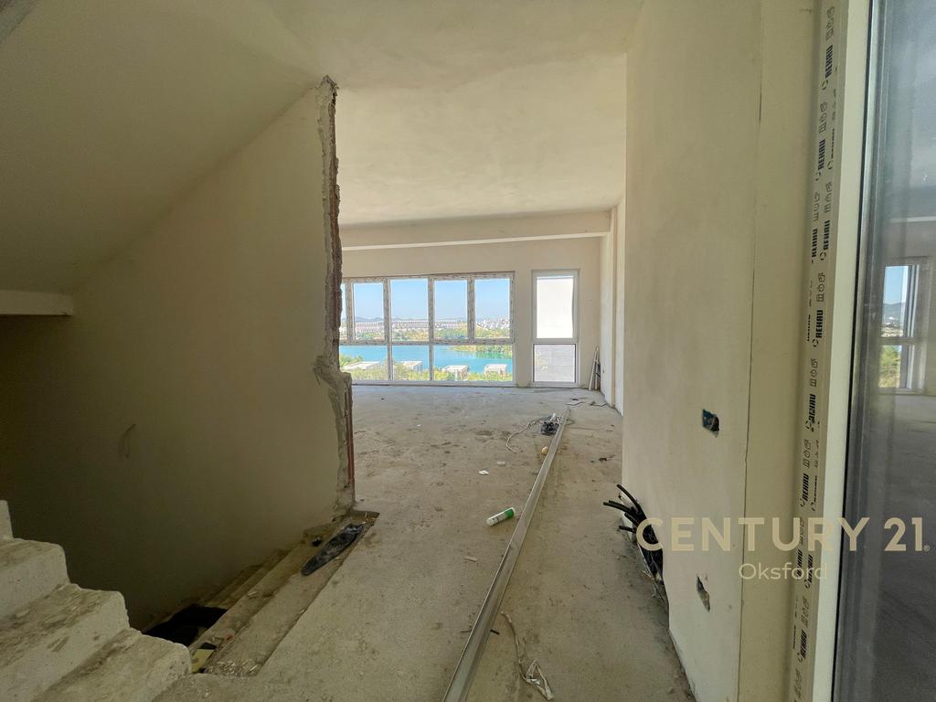 Villas à venda em liqeni i farkes