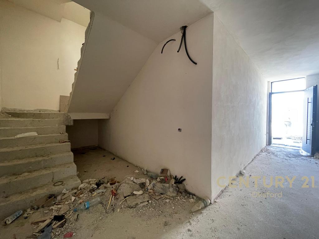 Villas à venda no lago farkë (6)