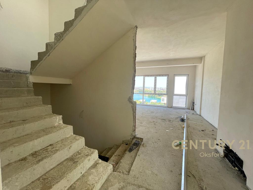 Villas à venda no lago farkë (7)