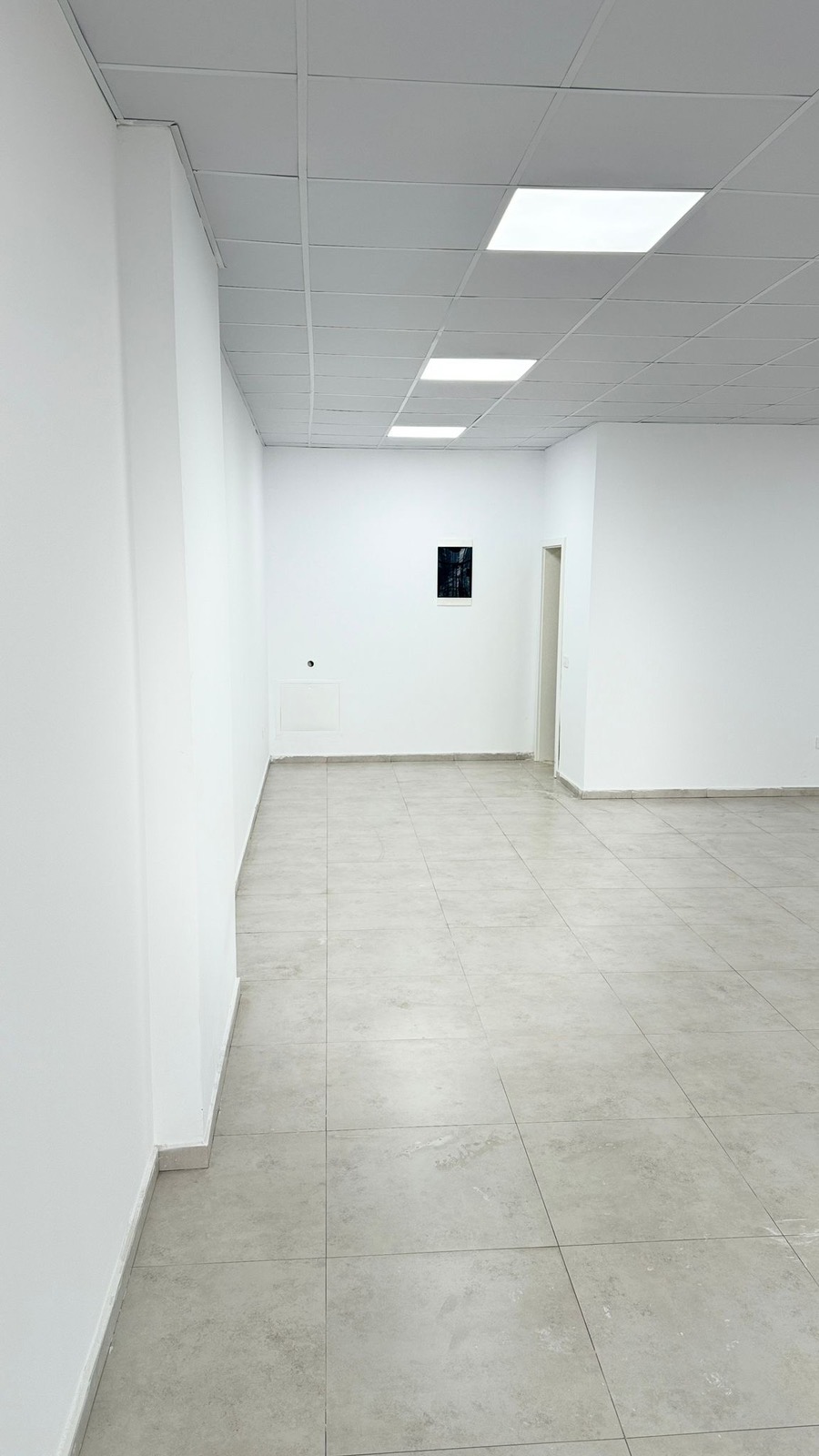 Laden zum verkauf in velani