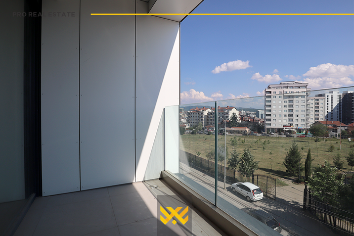 Apartamento – Oficina 84m² en alquiler en velani.