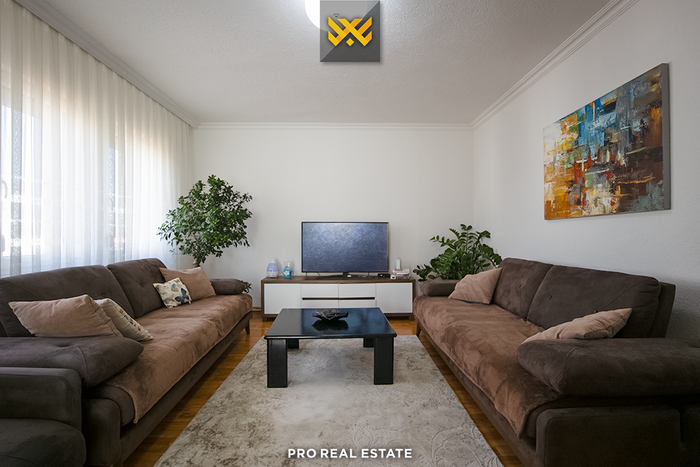 Shtëpi 110m² + 32m² për #shitje në kodrën e trimave