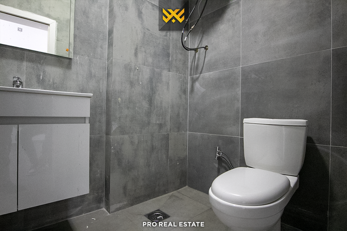 Lokal 72m² me #qira në dragodan