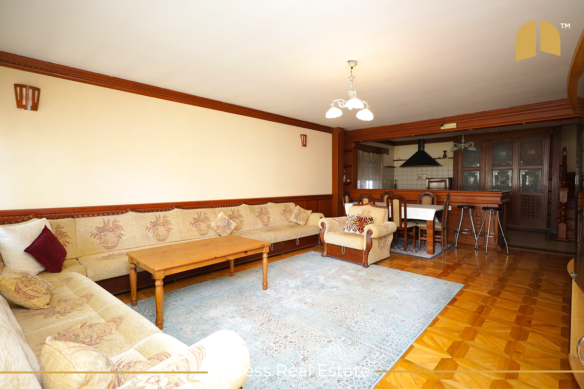 Appartement à louer – 5 chambres – Centre-ville