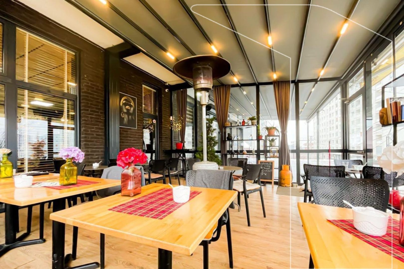 Se vende negocio – Café bar lounge tek Mati | rr. Ndue perlleshi