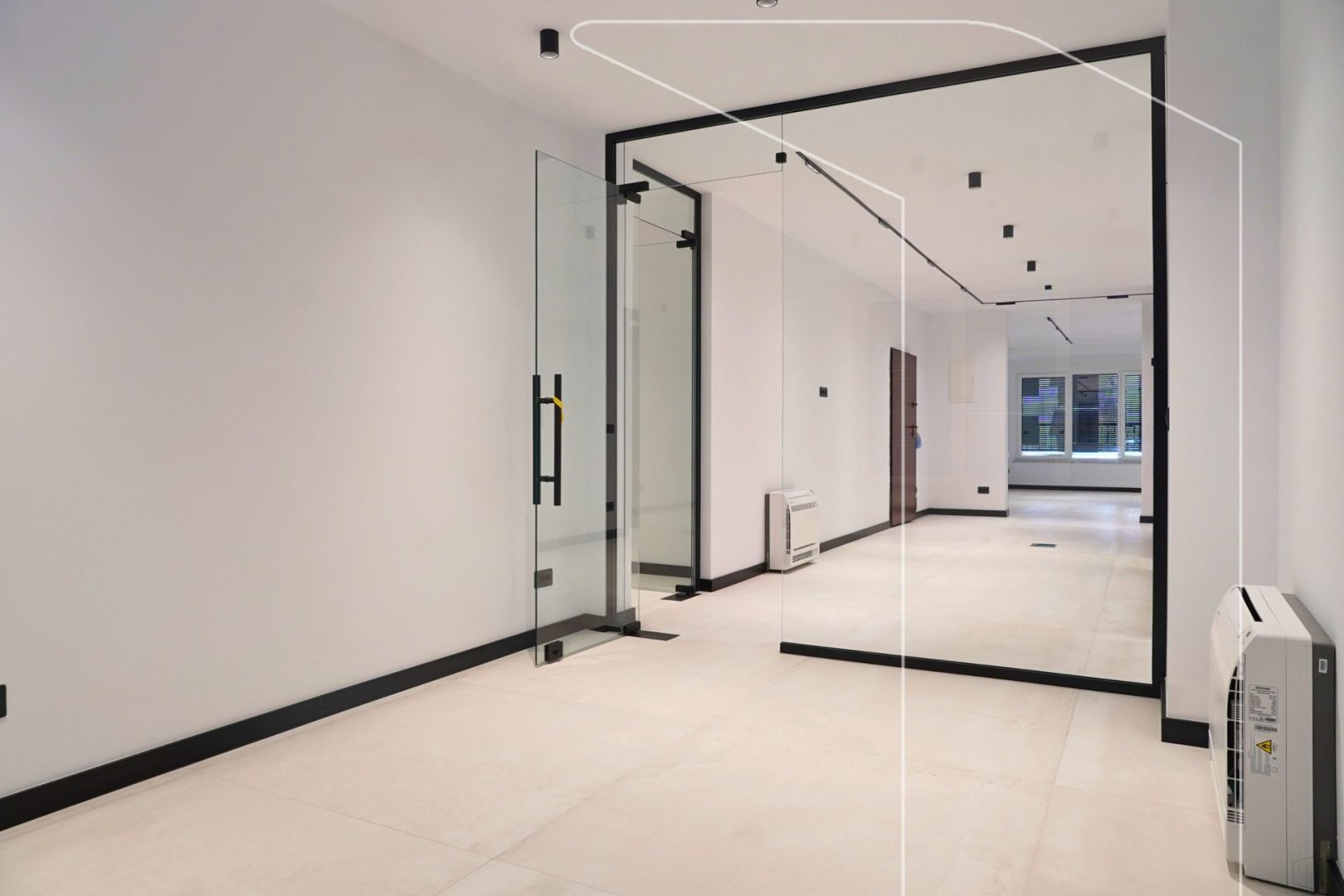 Oficina en alquiler en icon tower – 183 m² (3)