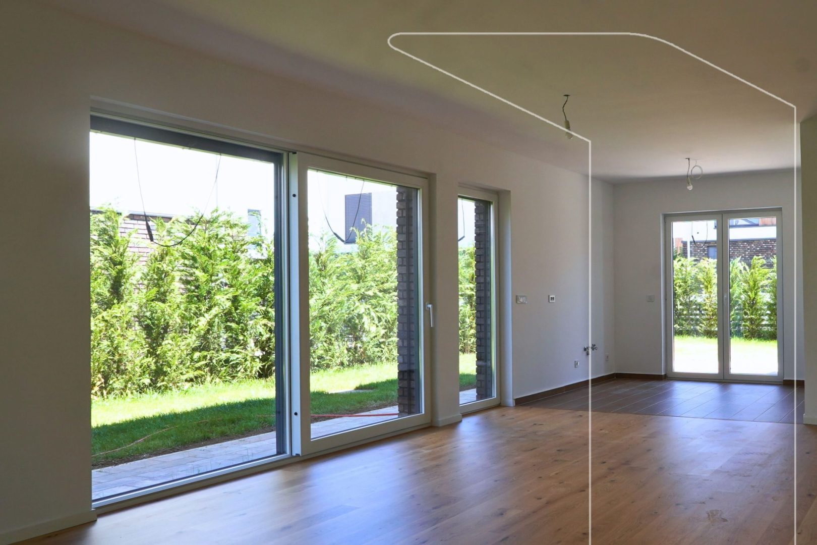 Shtëpi me qira – 260m² + 4 ari truall (2)