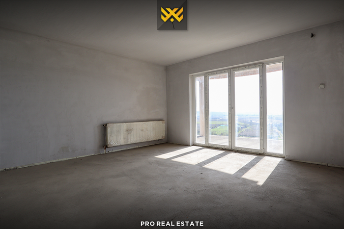 Oggetto di 960m² in vendita a hajvali