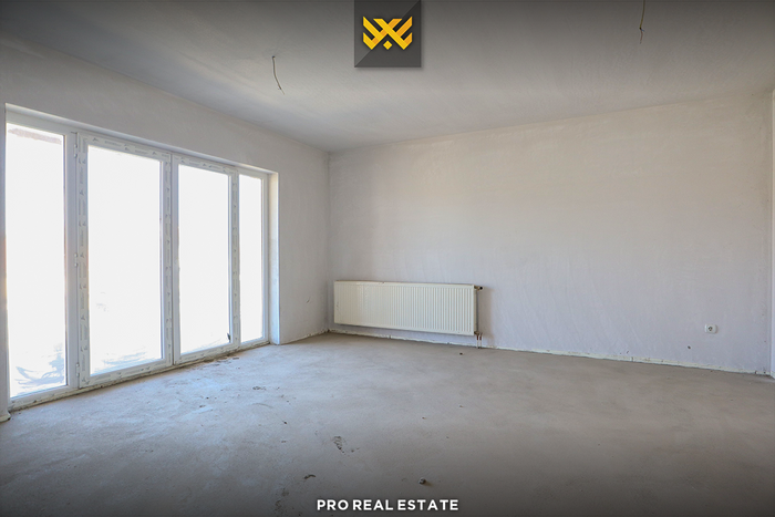 Oggetto di 960m² in vendita a hajvali