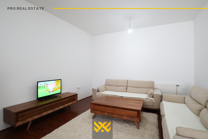 Objeto de 800m² en venta en kolovicë e re.