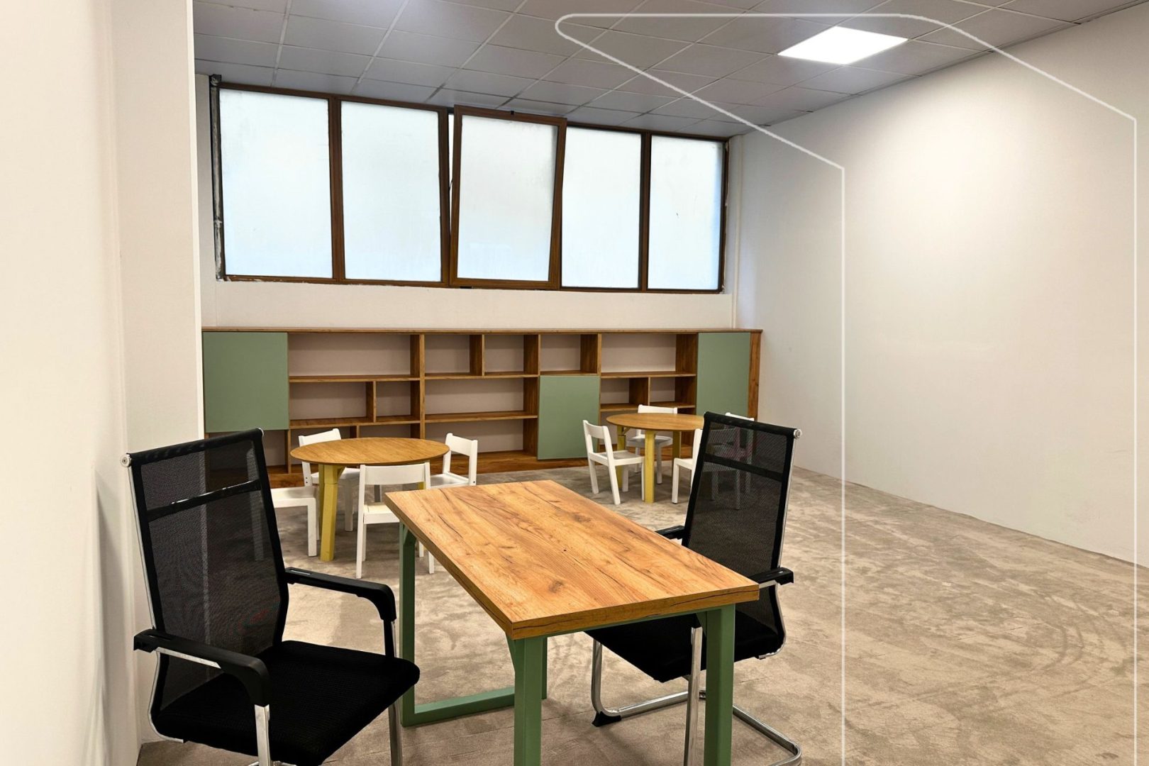 Locale / zona commerciale in affitto – 250 m² | Bregu i Diellit – Xhambazet